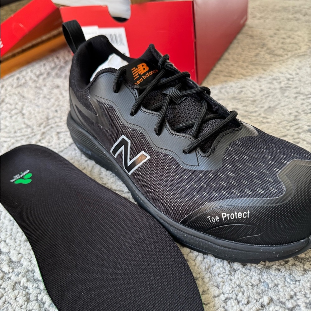 New Balance Men's Black and Gray Athletic Shoes and Portalus insoles